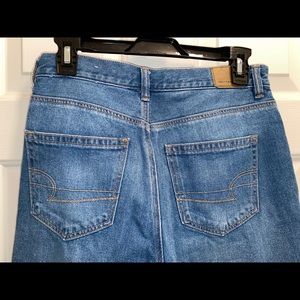 American Eagle Mom Jeans
